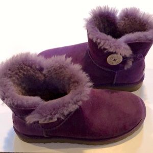 UGG Mini Bailey Button Suede Boots, Sz 8.